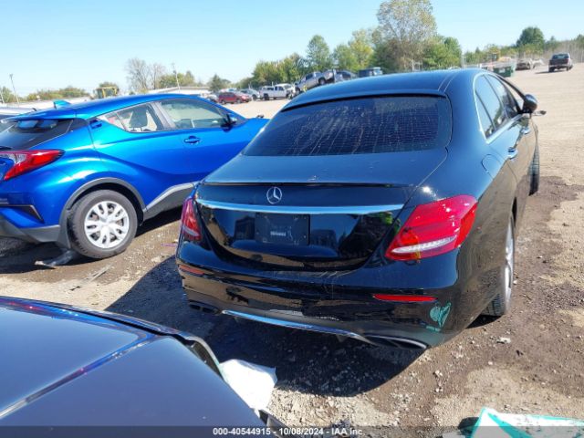 WDDZF4KB5HA051176 Mercedes-Benz E 300 4matic