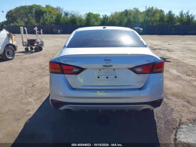 1N4BL4DW3LC262481 Nissan Altima Sv Intelligent Awd