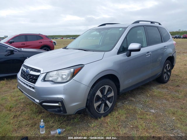 Subaru Forester 2.5i Premium 2018 JF2SJAGC3JH576472 Image 2