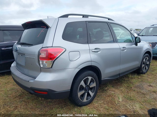 Subaru Forester 2.5i Premium 2018 JF2SJAGC3JH576472 Image 4
