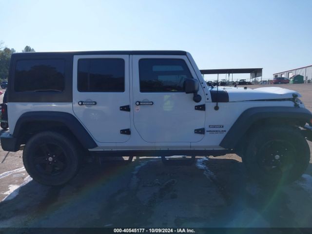 1C4HJWDG3GL323767 Jeep Wrangler Unlimited Sport