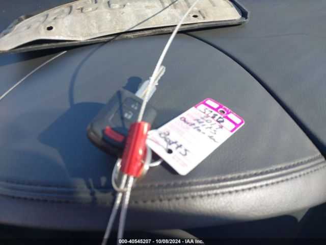 JA4AD2A37HZ015447 Mitsubishi Outlander Es