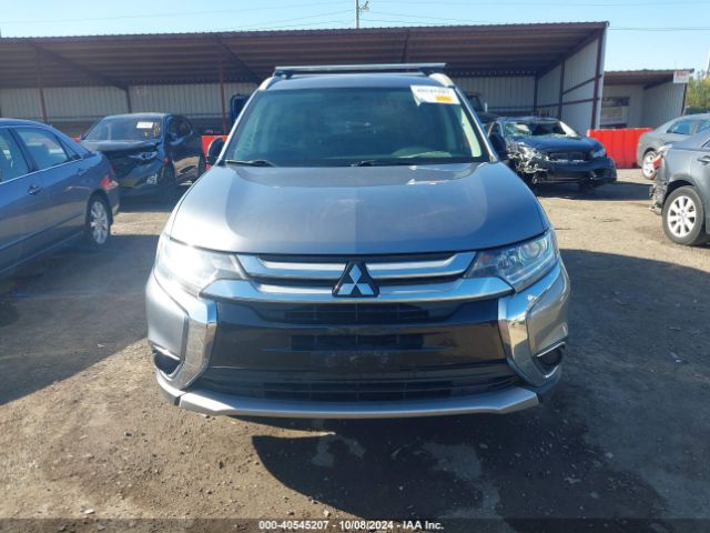JA4AD2A37HZ015447 Mitsubishi Outlander Es