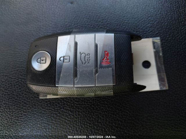 5XYPH4A54HG203472 KIA Sorento 3.3l Ex