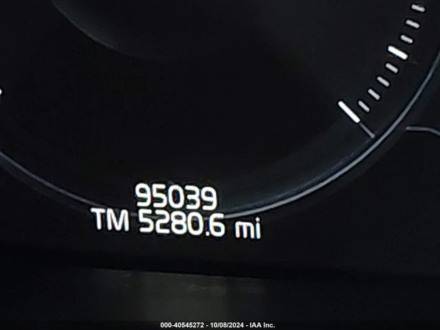 Volvo Xc60 T5 Momentum 2018 YV4102RK3J1089446 Image 16