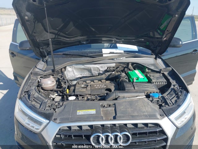 WA1GCCFS3HR015450 Audi Q3 2.0t Premium