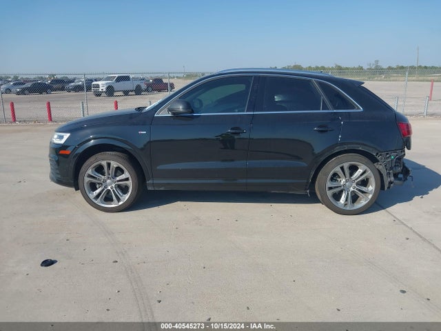 WA1GCCFS3HR015450 Audi Q3 2.0t Premium