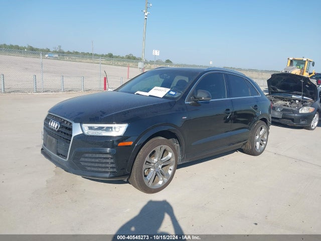 WA1GCCFS3HR015450 Audi Q3 2.0t Premium