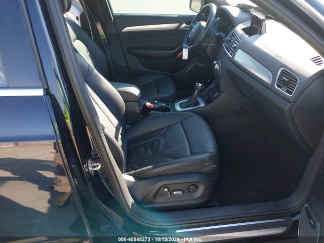 WA1GCCFS3HR015450 Audi Q3 2.0t Premium