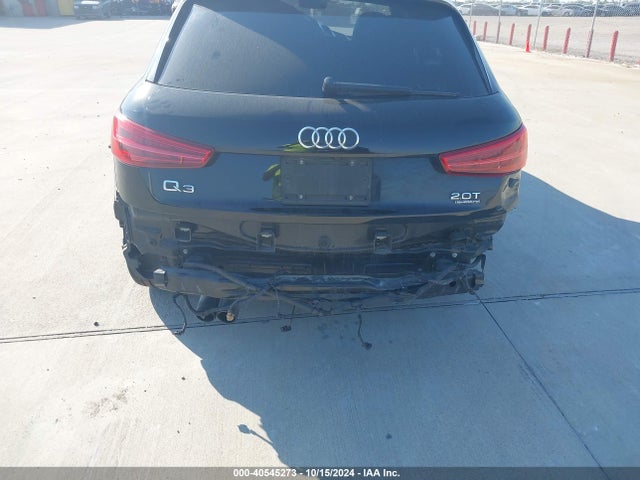 WA1GCCFS3HR015450 Audi Q3 2.0t Premium