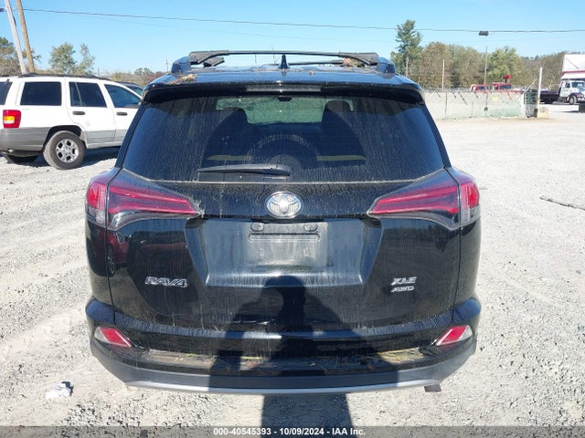 Toyota Rav4 Xle 2018 2T3RFREV7JW734811 Image 16