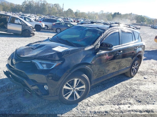 Toyota Rav4 Xle 2018 2T3RFREV7JW734811 Image 2
