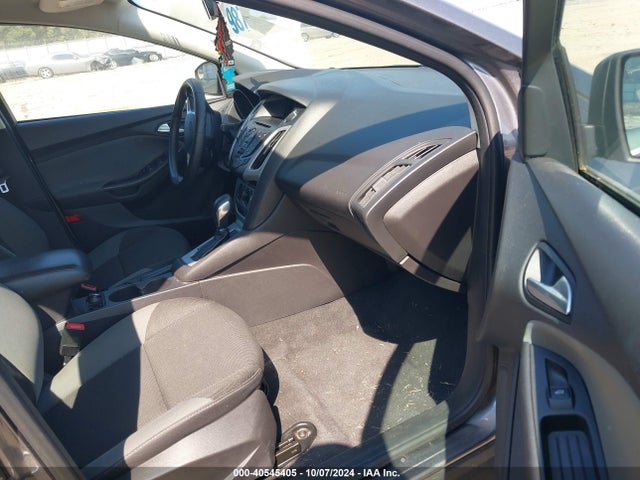 Ford FOCUS SE 2014 1FADP3K27EL399840 Image 5