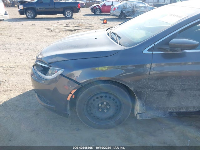Chrysler 200 LX 2016 1C3CCCFB7GN117588 Image 17