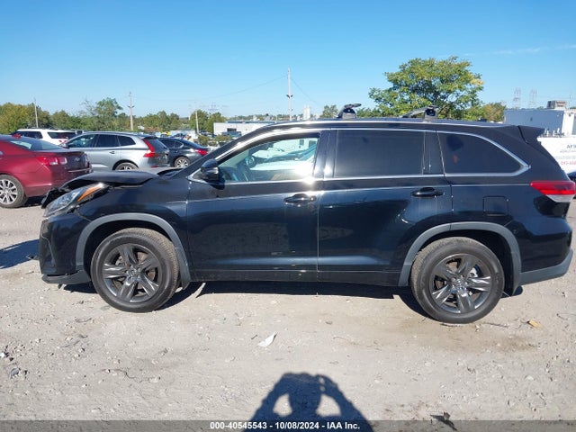 Toyota Highlander Limited Platinum 2017 5TDDZRFH8HS415939 Image 14