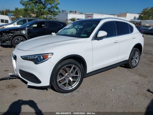 ZASFAKAN0J7B85017 Alfa Romeo Stelvio Awd