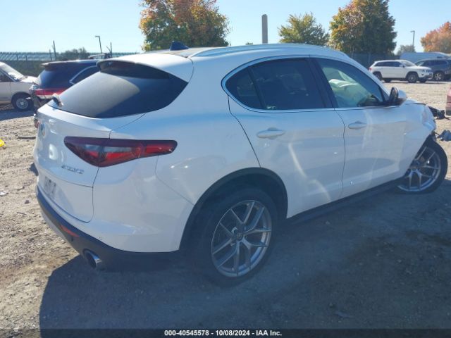 ZASFAKAN0J7B85017 Alfa Romeo Stelvio Awd
