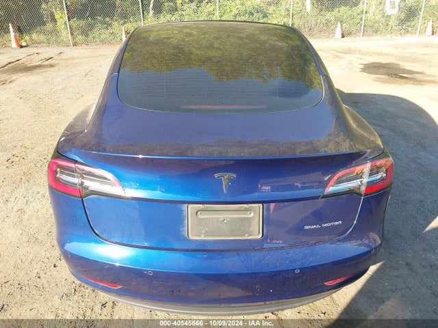 Tesla Model 3 Long Range Dual Motor All-wheel Drive 2022 5YJ3E1EB7NF289420 Image 17