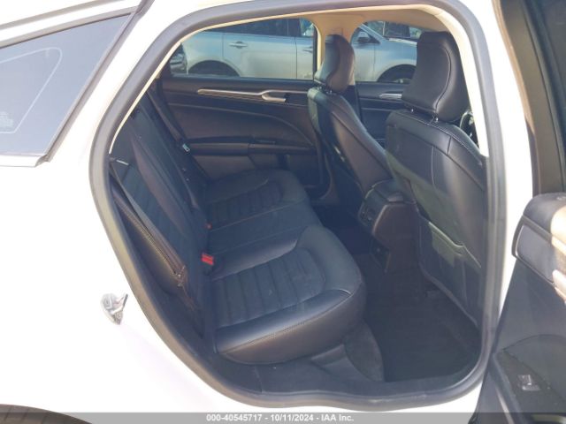 3FA6P0HD1JR232160 Ford FUSION SE