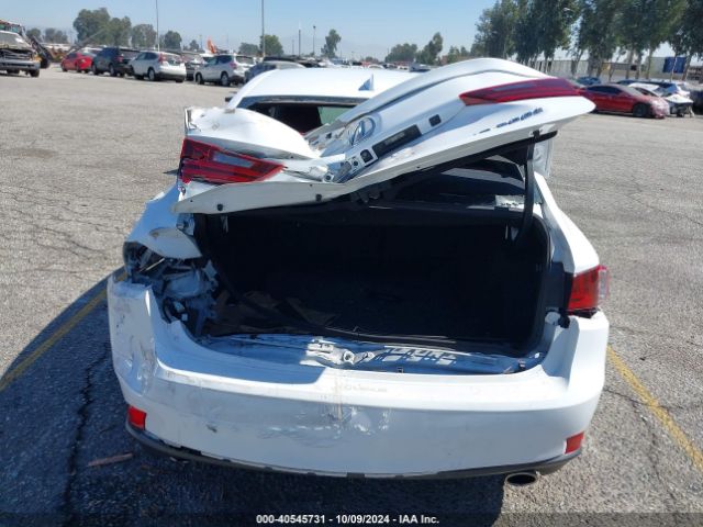 JTHBA1D28G5037820 Lexus IS 200T