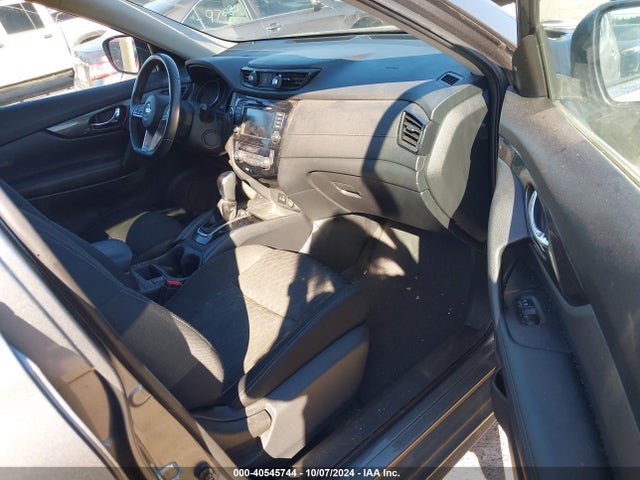 Nissan ROGUE SV 2018 KNMAT2MVXJP591766 Image 5
