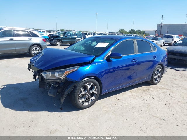KIA Forte Lxs 2019 3KPF24AD0KE094825 Image 2