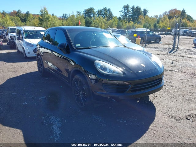 2011 PORSCHE CAYENNE WP1AB2A27BLA44569 Photo 0
