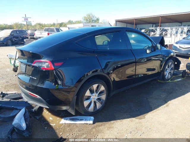 2023 TESLA MODEL Y 7SAYGDEE2PF754638 Photo 3