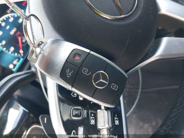 WDD3G4FB4KW025918 Mercedes-Benz A 220 4matic