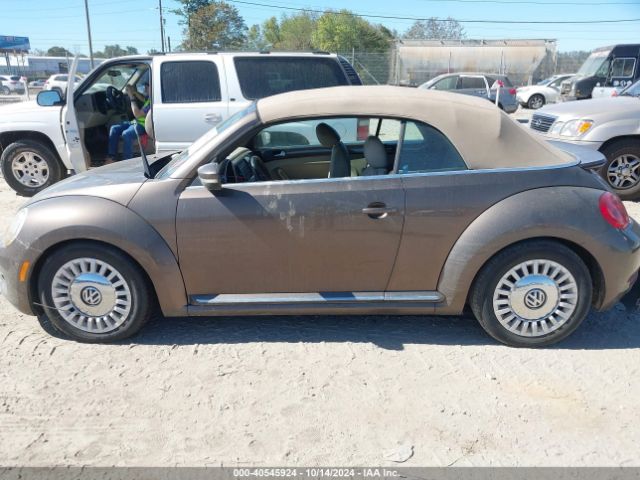 3VW507AT7FM815306 Volkswagen Beetle 1.8t