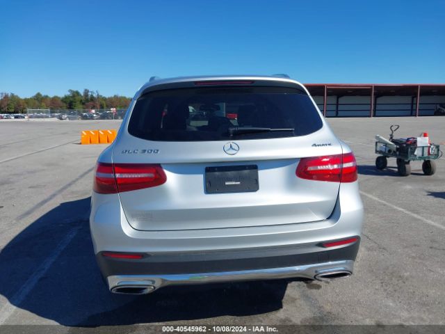 WDC0G4KB1JV052527 Mercedes-Benz Glc 300 4matic