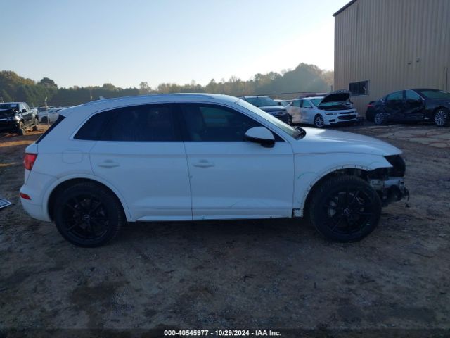 WA1BNAFY5J2014232 Audi Q5 2.0t Premium/2.0t Tech Premium