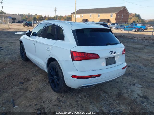 WA1BNAFY5J2014232 Audi Q5 2.0t Premium/2.0t Tech Premium