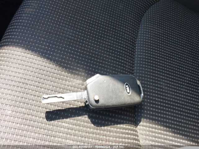 3KPF24AD7KE128906 KIA Forte Lxs