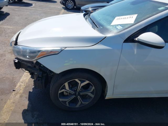 3KPF24AD7KE128906 KIA Forte Lxs