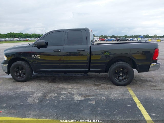 1C6RR7FT8HS554322 RAM 1500 Tradesman Quad Cab 4x4 6'4 Box