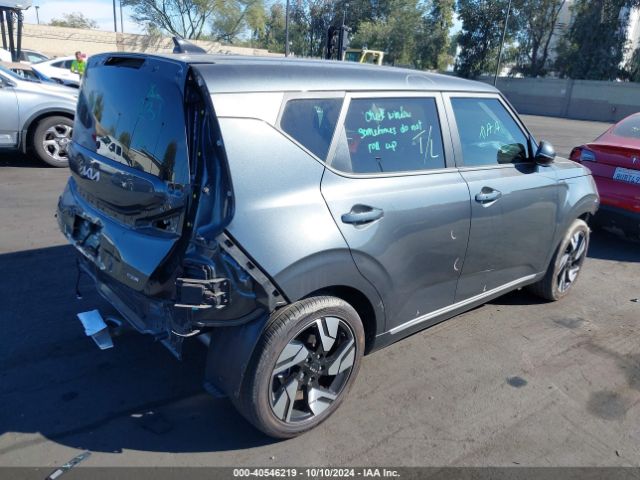 KNDJ53AU2P7882444 KIA Soul Gt-line