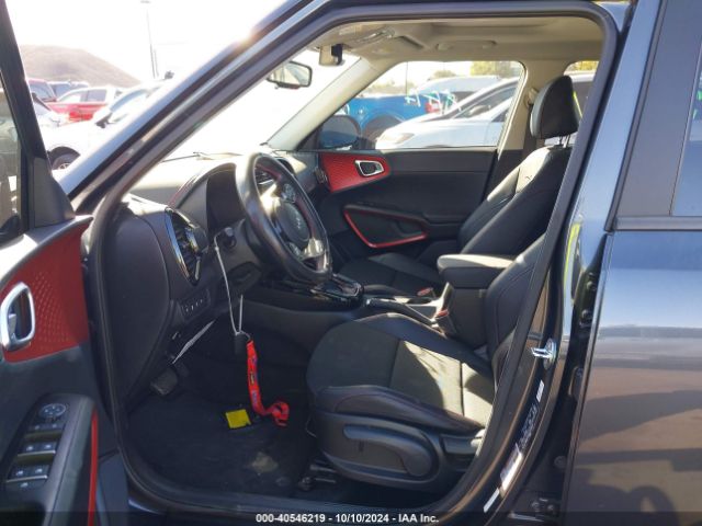 KNDJ53AU2P7882444 KIA Soul Gt-line