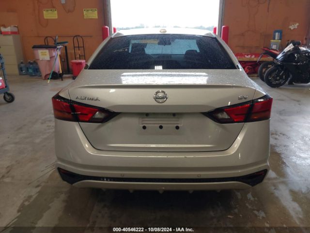 1N4BL4DV9NN315537 Nissan Altima Sv Fwd