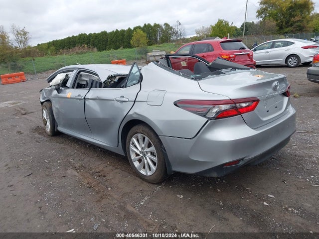 Toyota CAMRY LE 2024 4T1C11BK9RU113543 Image 3