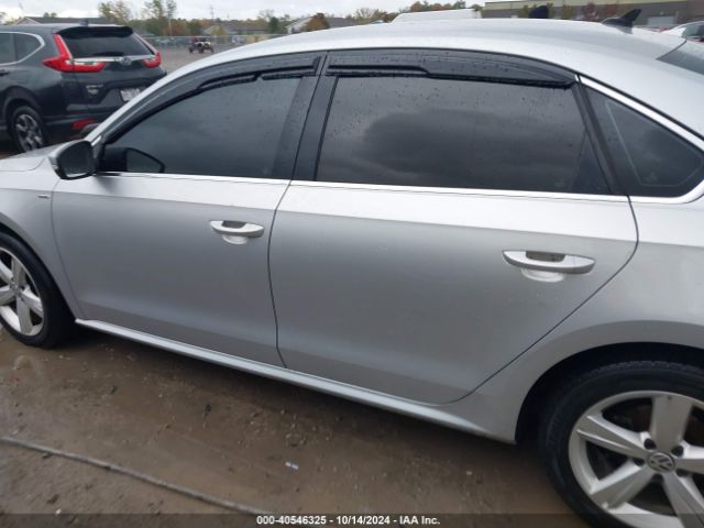 1VWAS7A35EC033806 Volkswagen Passat 1.8t Wolfsburg Edition