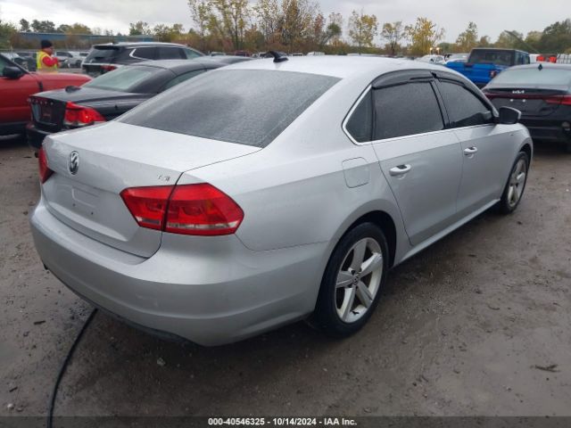 1VWAS7A35EC033806 Volkswagen Passat 1.8t Wolfsburg Edition