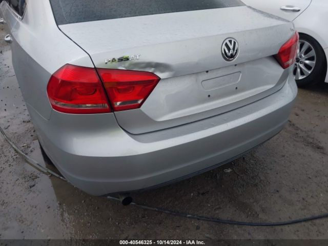1VWAS7A35EC033806 Volkswagen Passat 1.8t Wolfsburg Edition