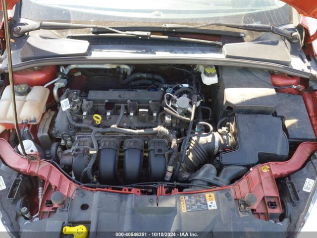 1FADP3K25JL329408 Ford FOCUS SE