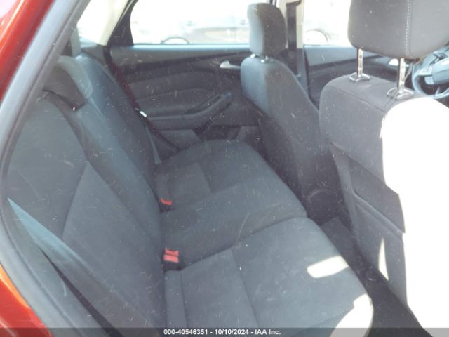 1FADP3K25JL329408 Ford FOCUS SE