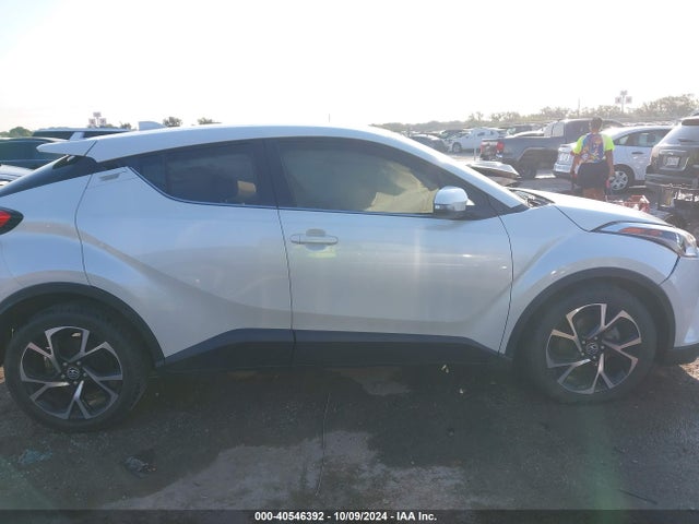 Toyota C-hr Limited 2019 JTNKHMBX2K1047526 Image 13