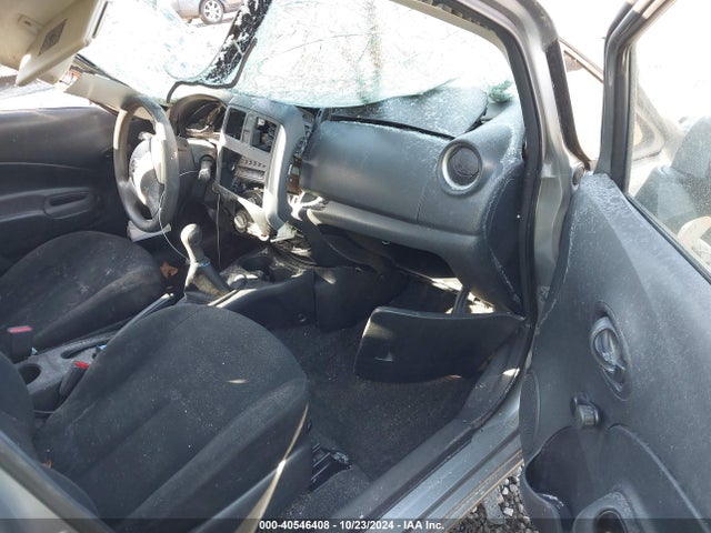 Nissan Versa Note S (sr) 2014 3N1CE2CP5EL413189 Image 5