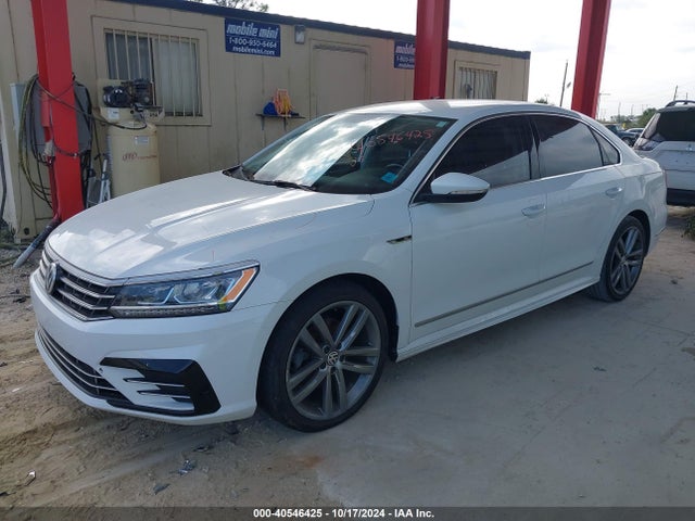 1VWDT7A30HC073550 Volkswagen Passat 1.8t R-line