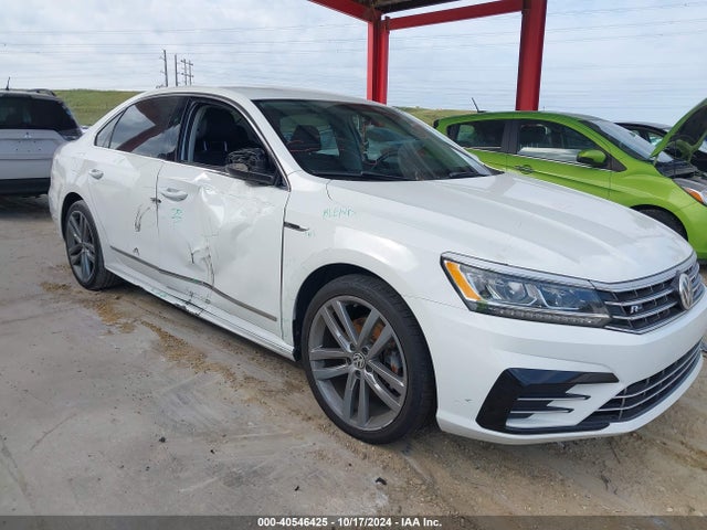 1VWDT7A30HC073550 Volkswagen Passat 1.8t R-line