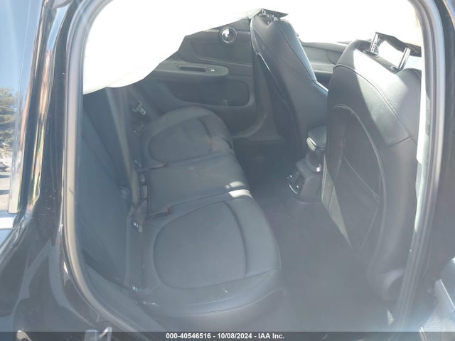 2017 MINI COUNTRYMAN WMZYT5C36H3B67215 Photo 7
